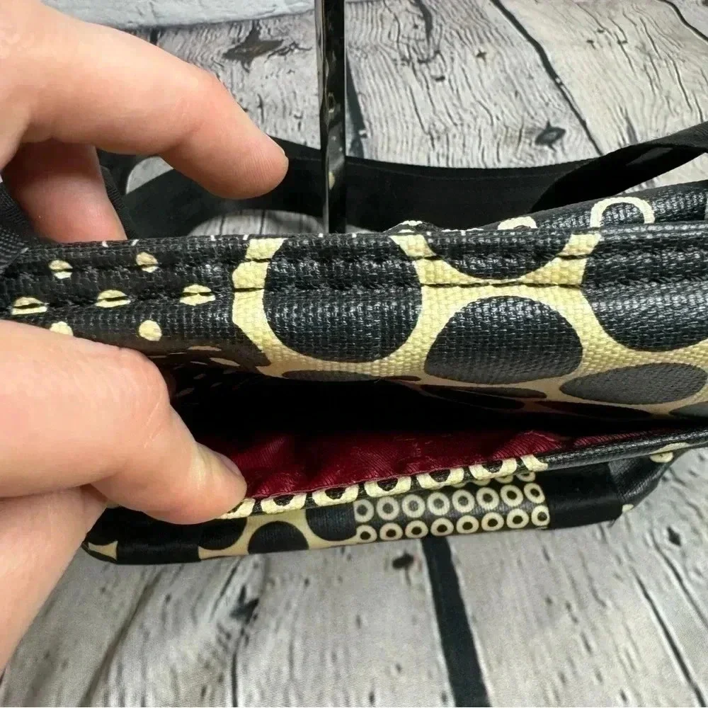 Donna Sharp Black/Cream Shoulder Bag